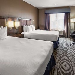 Best Western Plus Williston Hotel & Suites - Queen Guest Room