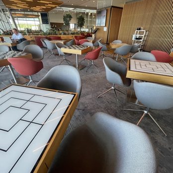 King Amlet Lounge - Fund "play" tables - Lounges Near Me - Billund King Amlet Lounge - Fund "play" tables - Lounges Near Me - Billund