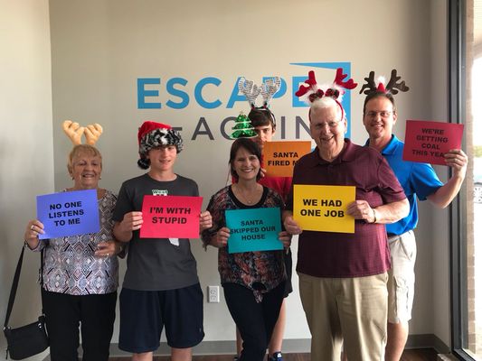 Escape Again Rooms by null