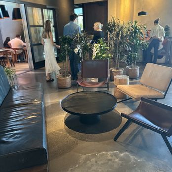 Saizon - Small lounge to wait for your party to arrive - New American Near Me - Fresno, California Saizon - Small lounge to wait for your party to arrive - New American Near Me - Fresno, California