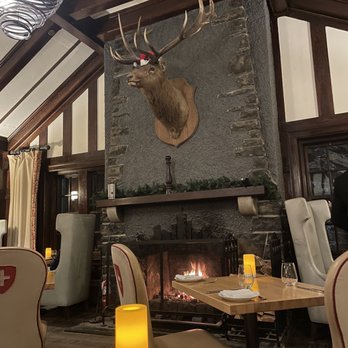 WALDHAUS - Indoor decor - Pubs Near Me - Banff, Alberta WALDHAUS - Indoor decor - Pubs Near Me - Banff, Alberta