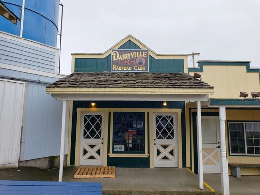 Alpenrose Dairy, Clackamas by null