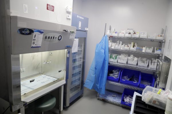 COMPREHENSIVE CANCER CENTER LOCATIONS LAS VEGAS visual data 7