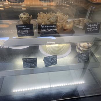 Lemon Bar - Bakeries Near Me - Temecula, California