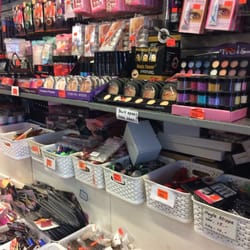 Chao Chao - Masser af billig make-up, perfekt til fastelavns-/halloweenkostumet!