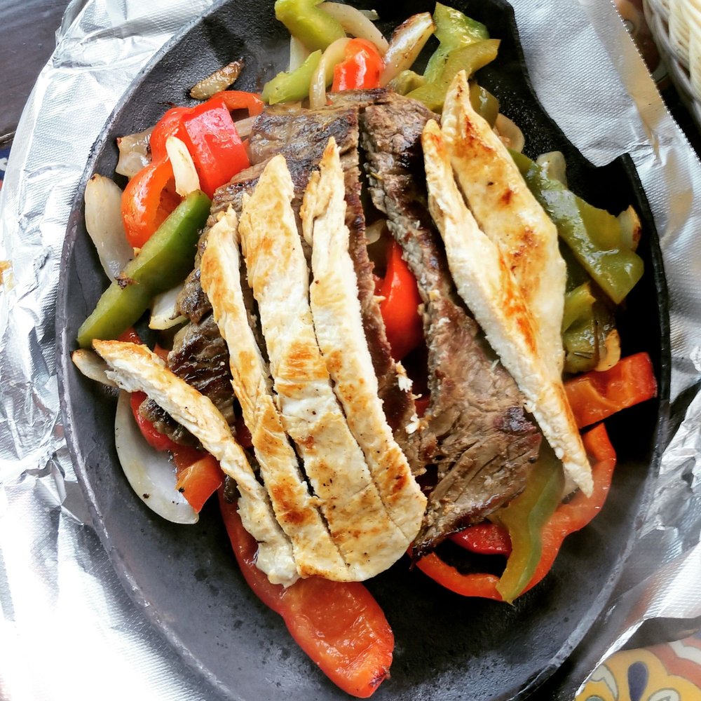 El Burro Loco - Steak & Chicken Fajita - Mexican Near Me - St. Louis, Missouri El Burro Loco - Steak & Chicken Fajita - Mexican Near Me - St. Louis, Missouri