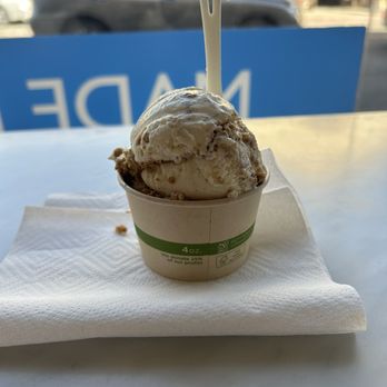 Humphry Slocombe - Berkeley - Secure breakfast - Ice Cream & Frozen Yogurt Near Me - Berkeley, California