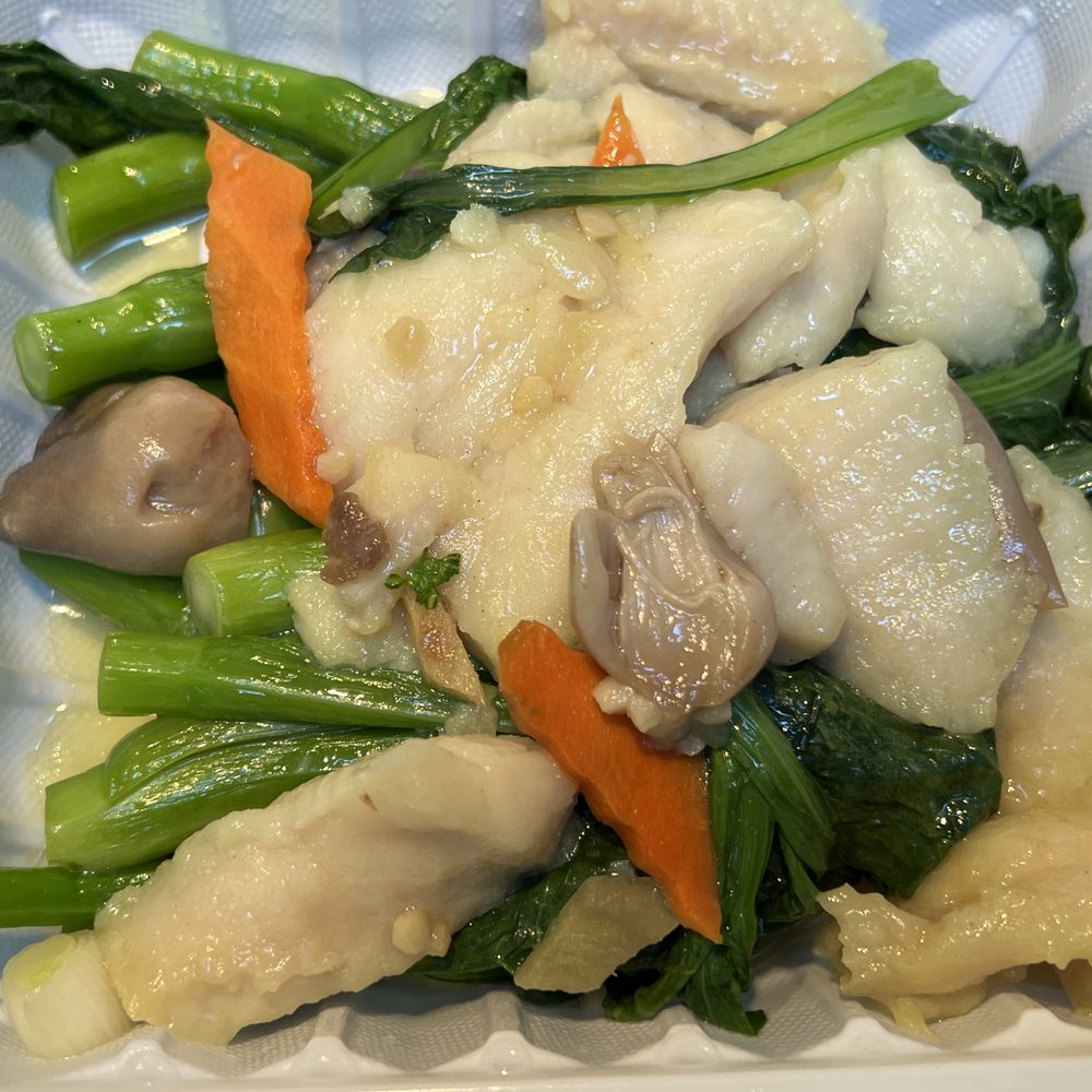 C & M Bistro - fillet fish with vegetables - Cantonese Near Me - Oakland, California C & M Bistro - fillet fish with vegetables - Cantonese Near Me - Oakland, California