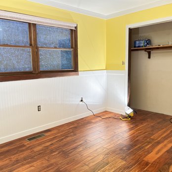 HandyDan - Trim, wainscoting, paint - Handyman Near Me HandyDan - Trim, wainscoting, paint - Handyman Near Me