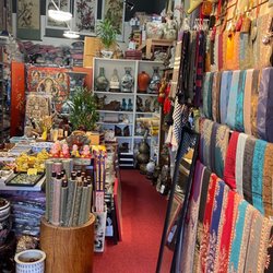 Se Se Shi Jae Gift Shop - Gifts, souvenirs, shawls