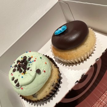 Georgetown Cupcake - Cupcakes Near Me - Washington, DC, District of Columbia Georgetown Cupcake - Cupcakes Near Me - Washington, DC, District of Columbia