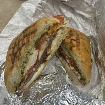 Mendocino Farms - Sandwiches Near Me - Irvine, California