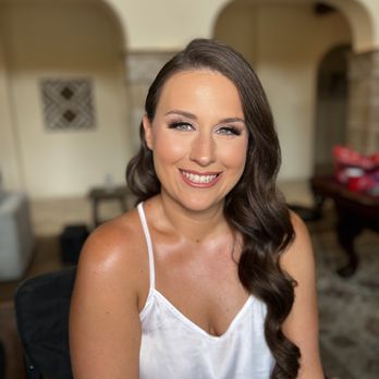 Make Me Up Pro Artistry - Bride makeup - Makeup Artists Near Me Make Me Up Pro Artistry - Bride makeup - Makeup Artists Near Me