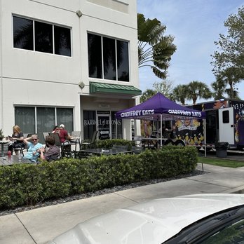 Cheffrey Eats - Food truck and outdoor dining - Food Trucks Near Me - Boca Raton, Florida Cheffrey Eats - Food truck and outdoor dining - Food Trucks Near Me - Boca Raton, Florida