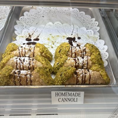 Pi-Napo Pizzeria by null