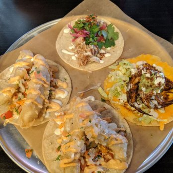 Cactus Rosado Taco Bar - four tacoss on a tray - Mexican Near Me - Toronto, Ontario