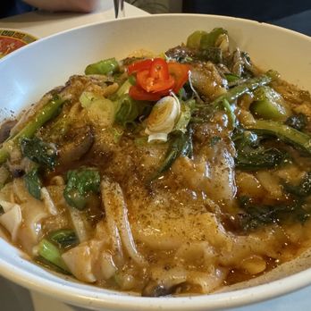 Maketto - Wok Fried Rice Noodles - Cafes Near Me - Washington, DC, District of Columbia