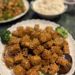Yi's Wok - Sesame tofu