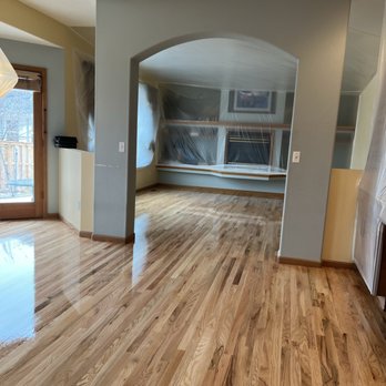 Gold Hardwood & Flooring - a view of a living room - Flooring Near Me Gold Hardwood & Flooring - a view of a living room - Flooring Near Me