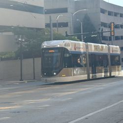 The Hop Streetcar - Pulling into the station