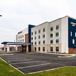 Exterior outside entrance of Hampton Inn Paris - Exterior - Paris, Illinois Exterior outside entrance of Hampton Inn Paris - Exterior - Paris, Illinois