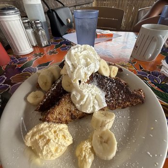 Beach Break Cafe - Banana Crunch French Toast - Breakfast & Brunch Near Me - Oceanside, California