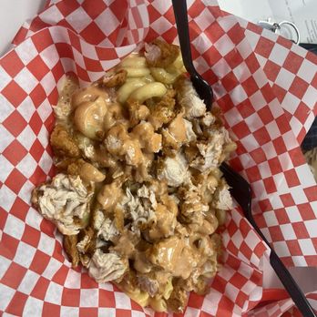 Crimson Coward - Loaded Mac - Chicken Shop Near Me - Pomona, California Crimson Coward - Loaded Mac - Chicken Shop Near Me - Pomona, California