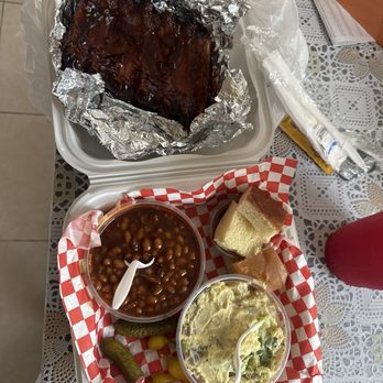 Buffalo Bruce's Mercantile - 1/2 Rack Baby Back Ribs Platter - Coffee & Tea Near Me - Sylmar, California