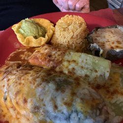 Coyote Flaco  - Stuffed peppers and tamales