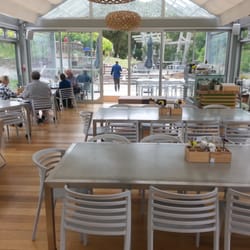 Brick Bay Wines - Interior dining room
