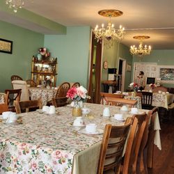 The Kate Pearl Tea Room - Tea room