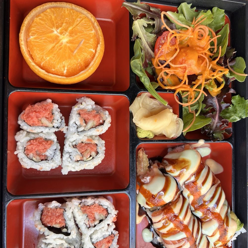 Edoko Sushi & Robata - Roll Bento(Lunch) - Sushi Bars Near Me - Richardson, Texas