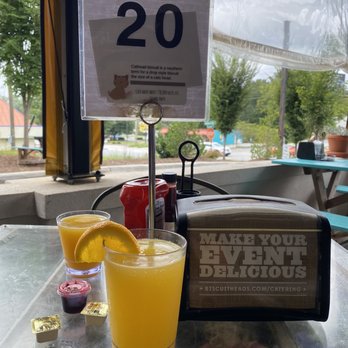 Biscuit Head - Mega mimosa - Breakfast & Brunch Near Me - Asheville, North Carolina Biscuit Head - Mega mimosa - Breakfast & Brunch Near Me - Asheville, North Carolina