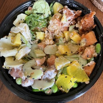 Poke Cube - No rice under the veggies. Just that little scoop under the spicy tuna - Poke Near Me - Rancho Cordova, California Poke Cube - No rice under the veggies. Just that little scoop under the spicy tuna - Poke Near Me - Rancho Cordova, California
