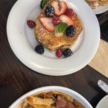 Blu Jam Cafe - French toast - Breakfast & Brunch Near Me - Sherman Oaks, California Blu Jam Cafe - French toast - Breakfast & Brunch Near Me - Sherman Oaks, California