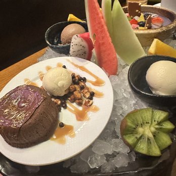 Roka Akor - Chicago - Sushi Bars Near Me - Chicago, Illinois
