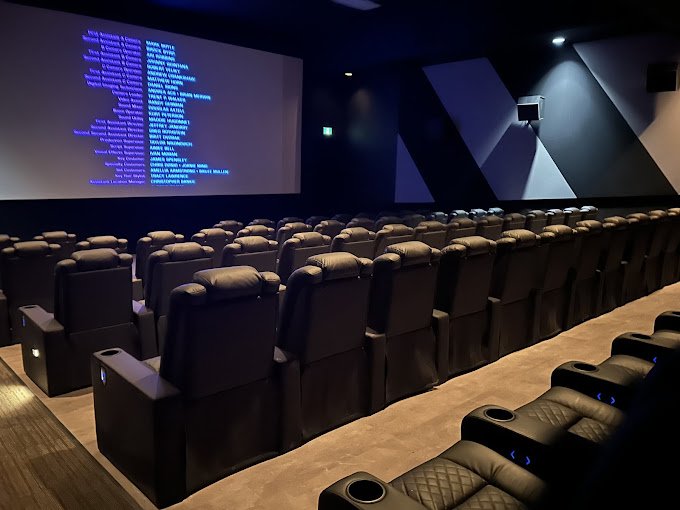 Cine Starz Deluxe Woodbine