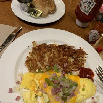 Pyramid Cafe - Western Omelette with hash and wheat toast - Burgers Near Me - Las Vegas, Nevada
