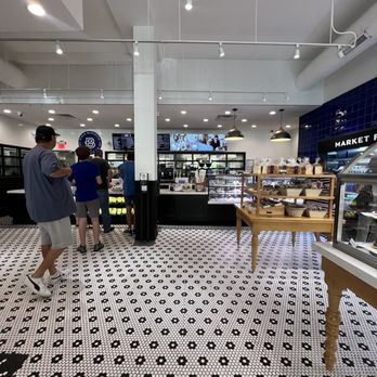 Paris Baguette - Bakeries Near Me - Chicago, Illinois Paris Baguette - Bakeries Near Me - Chicago, Illinois