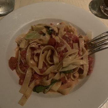 TAVERNA - Half portion of fettuccini - Italian Near Me - Jacksonville, Florida