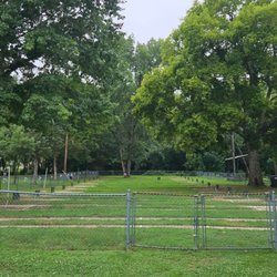 Gillies Creek Park - Horseshoe pits
