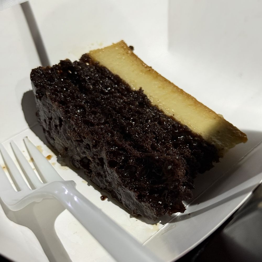 El Ring Cafe Dtsa - Chocoflan (comes with La Parka drink) - Breakfast & Brunch Near Me - Santa Ana, California El Ring Cafe Dtsa - Chocoflan (comes with La Parka drink) - Breakfast & Brunch Near Me - Santa Ana, California