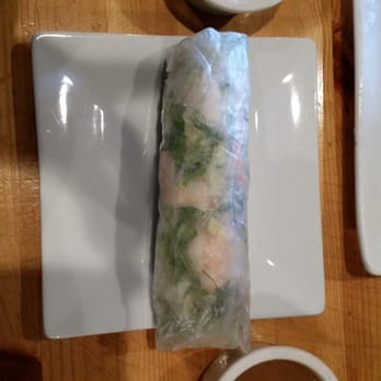 Huế - Spring/summer roll as it should be. - Vietnamese Near Me - Milwaukee, Wisconsin