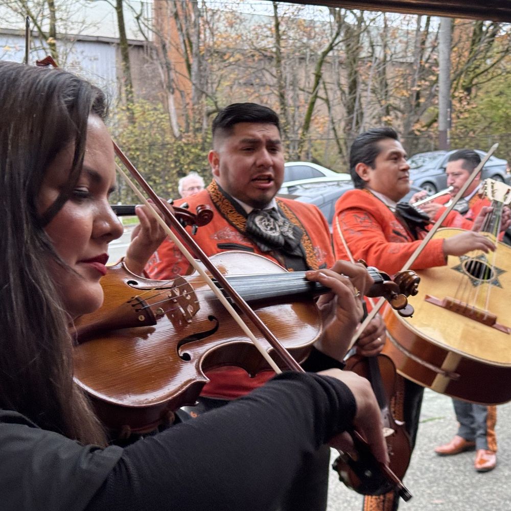 La Chingona - Mexican Near Me - Seattle, Washington La Chingona - Mexican Near Me - Seattle, Washington