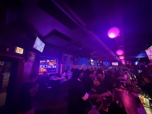 Alice's Lounge by null