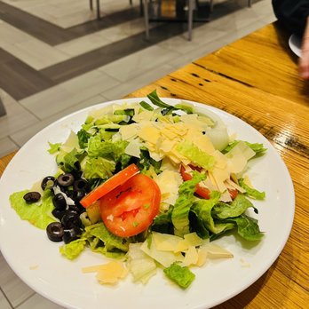 Mellow Mushroom Charleston - West Ashley - House salad with apple champagne vinaigrette - Pizza Near Me - Charleston, South Carolina Mellow Mushroom Charleston - West Ashley - House salad with apple champagne vinaigrette - Pizza Near Me - Charleston, South Carolina