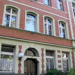 Ortsteil Borsigwalde - Klinkerfassade. - Local Flavor Near Me - Berlin, BE