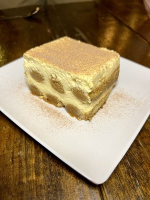 Hughie's Tavern & Grill by null