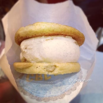 CREAM - Snickerdoodle, Cinnamon Caramel Ice Cream, Cappuccino - Desserts Near Me - Berkeley, California CREAM - Snickerdoodle, Cinnamon Caramel Ice Cream, Cappuccino - Desserts Near Me - Berkeley, California