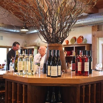 Roblar Winery - Wineries Near Me - Santa Ynez, California